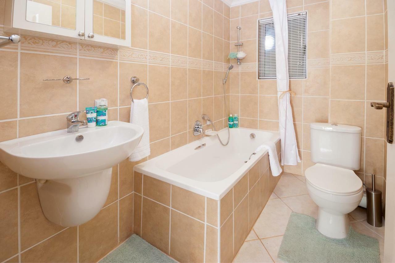 Main Beach Penthouse Джефрис-Бей Экстерьер фото